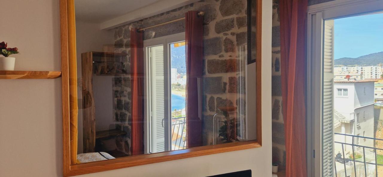 Magnifique Avec Balcon Vue A L'entree D'ajaccio